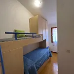 Comfortable Retreat With Garden Lägenhet *