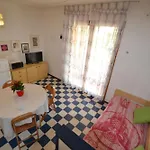 Comfortable Retreat With Garden Apartment Bibione