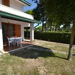 Comfortable Retreat With Garden * Bibione