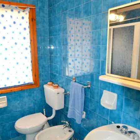 아파트 Comfortable Retreat With Garden