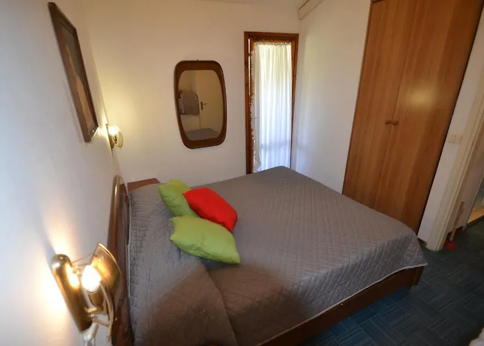 アパート Comfortable Retreat With Garden *