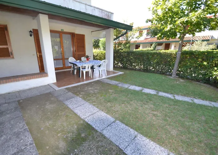 Comfortable Retreat With Garden